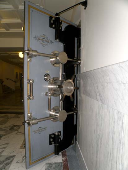 Front side of the Lobbyists safe door.